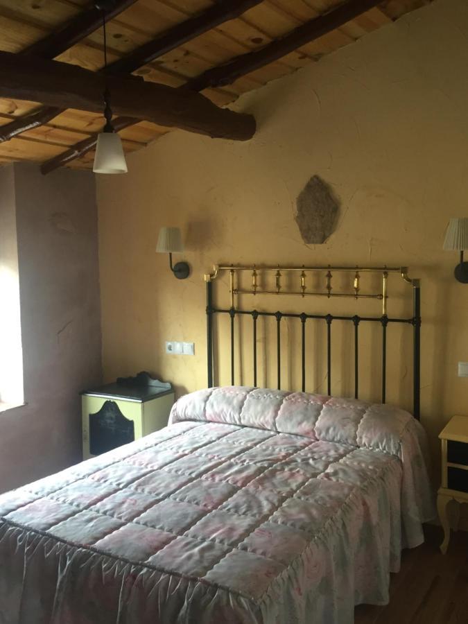 La Casa Del Molinero Hostel Calzada de Valdunciel Екстериор снимка