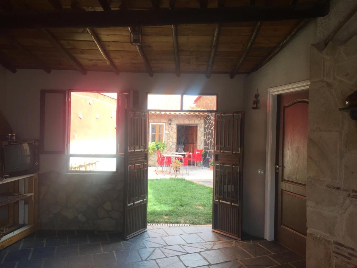 La Casa Del Molinero Hostel Calzada de Valdunciel Екстериор снимка