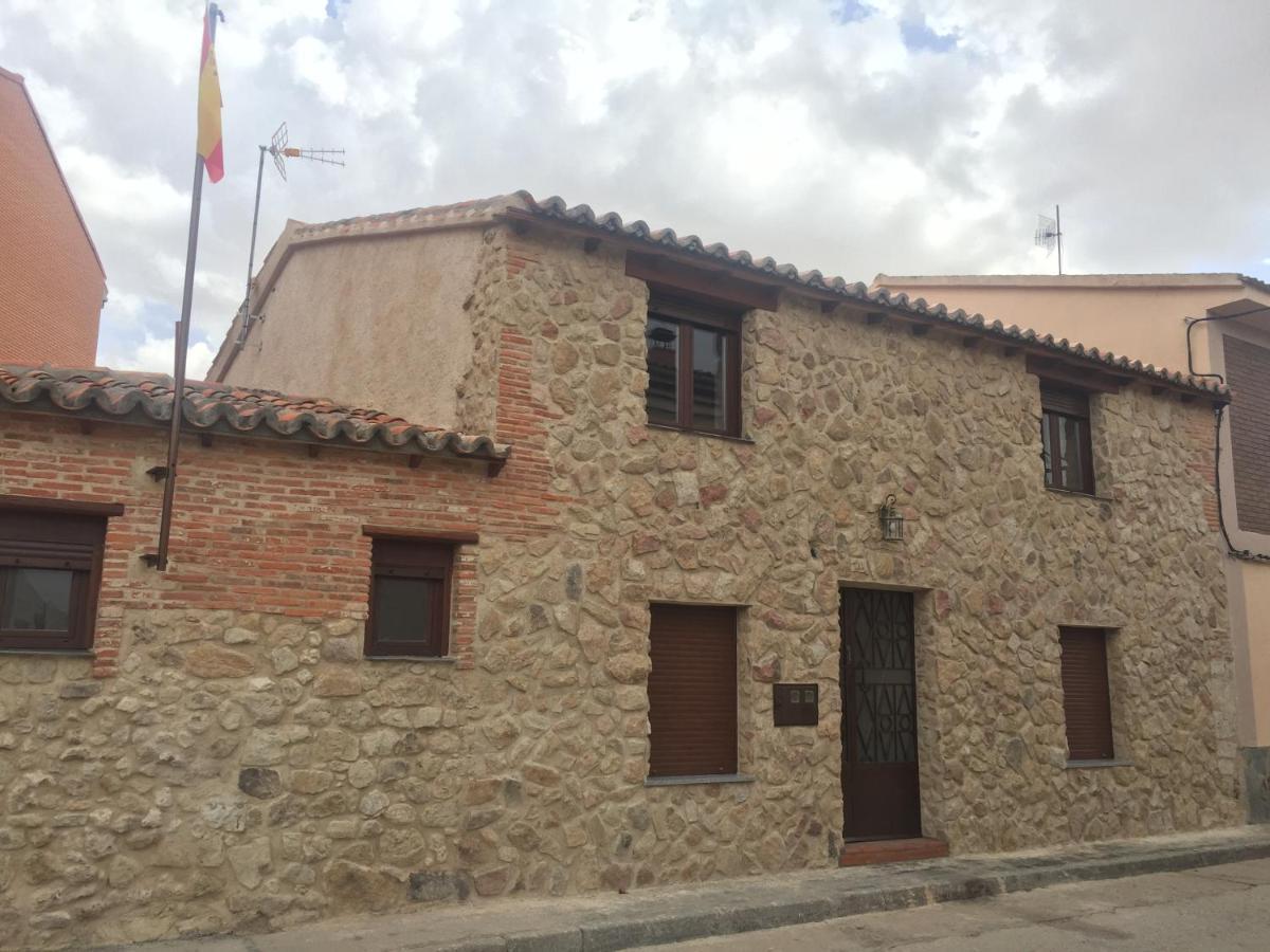 La Casa Del Molinero Hostel Calzada de Valdunciel Екстериор снимка